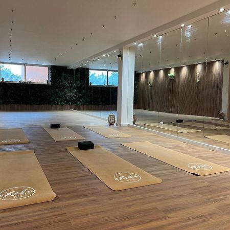 Al Karob Yoga Boutique Hotel Гия Экстерьер фото